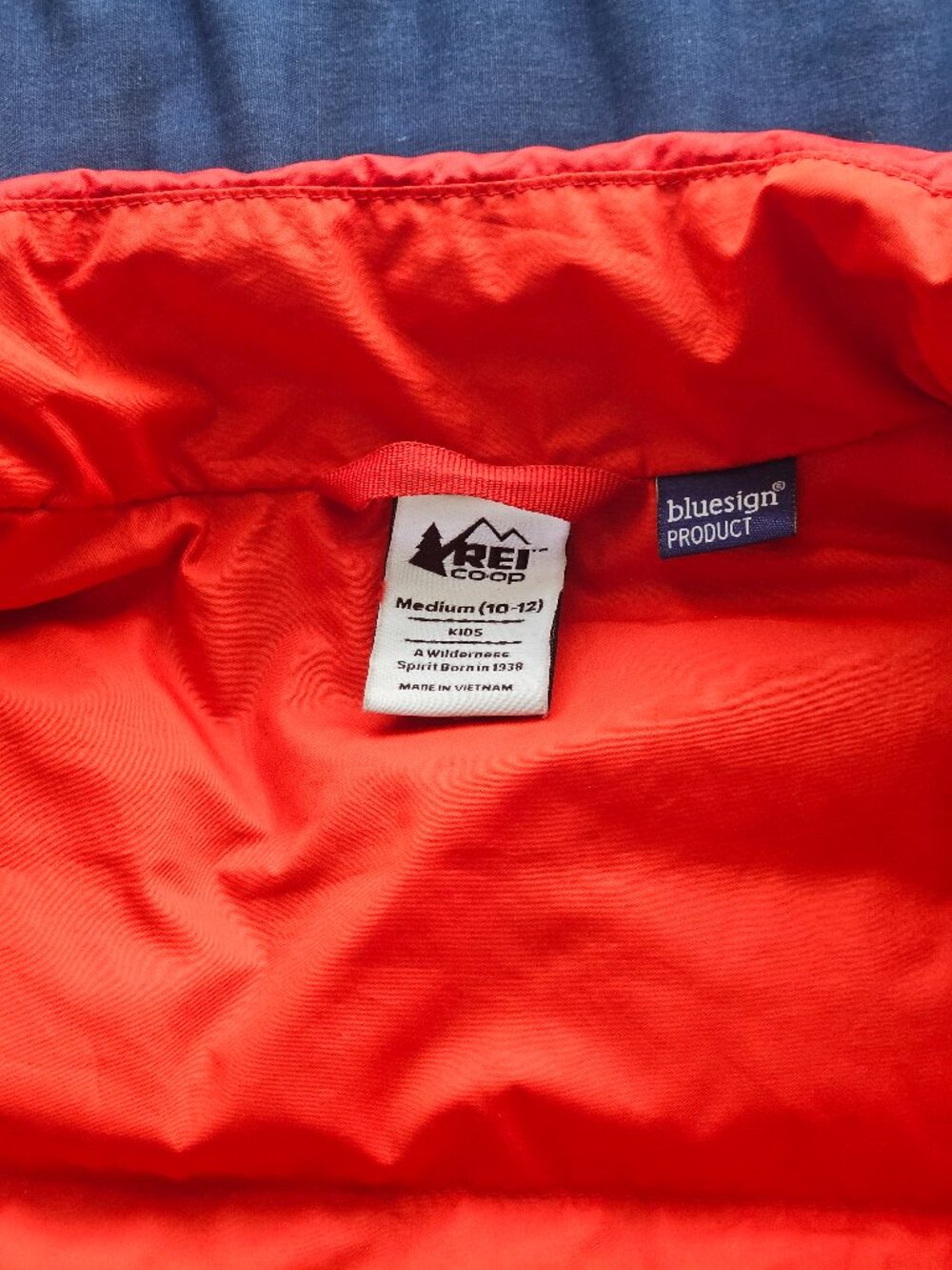 REI COOP KIDS MEDIUM (10-12) DOWN LIGHTWEIGHT PUFFER JACKET FOR ALL SEASONS! - Picture 3 of 5